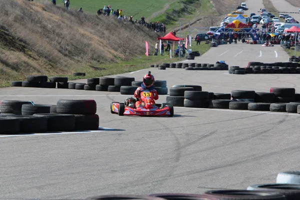 Odessa Ucrania Abril 2017 Campeonato Karting Niños Adolescentes Conductores Karts —  Fotos de Stock