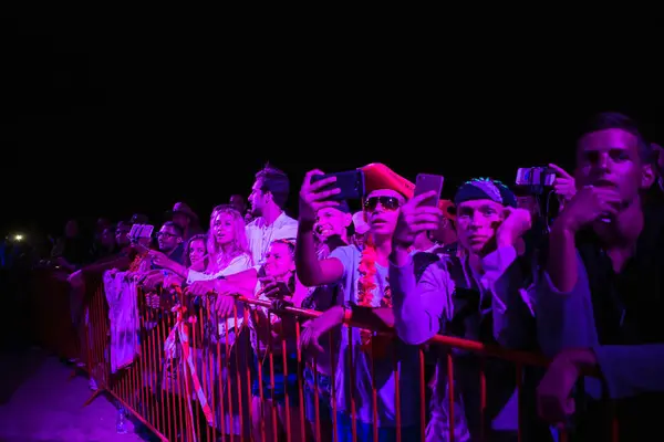Одесса Украина Августа 2017 Года Вид Ликующей Толпы Рок Концерте — стоковое фото