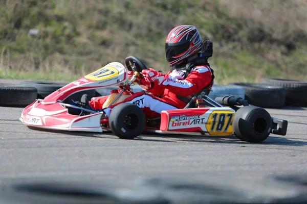 Odessa Ukraina Kwietnia 2017 Karting Championship Dzieci Młodzieży Dorosłych Kart — Zdjęcie stockowe