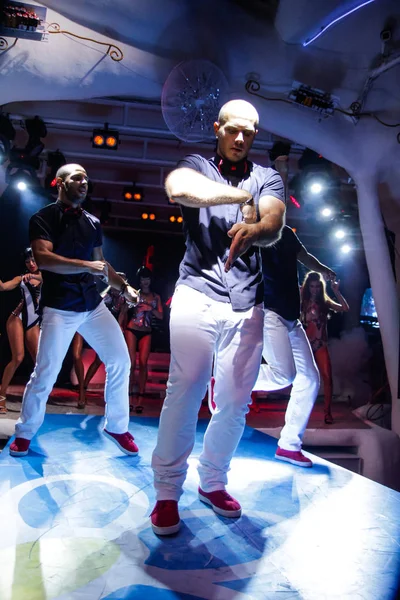 Odessa Ucraina Giugno 2013 Ibiza Night Club Andate Ballare Spettacolo — Foto Stock