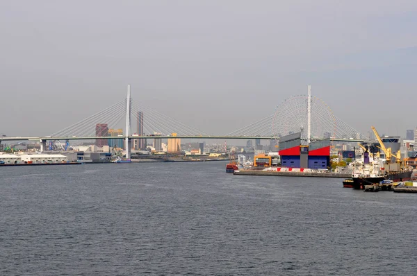 湾から日本 Wiev 産業大阪港市 — ストック写真