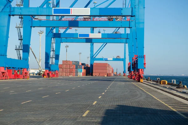 Kranen Van Containerterminal Industriële Zeehaven — Stockfoto