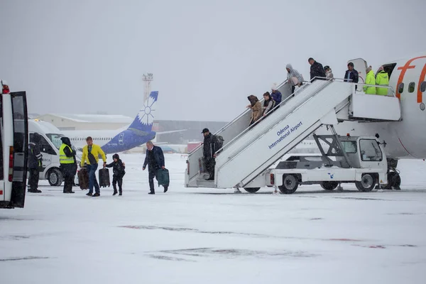 Odessa Ukraina Circa 2018 Samolotu Pasażerskiego Latać Dubaj Lotnisko Zimie — Zdjęcie stockowe
