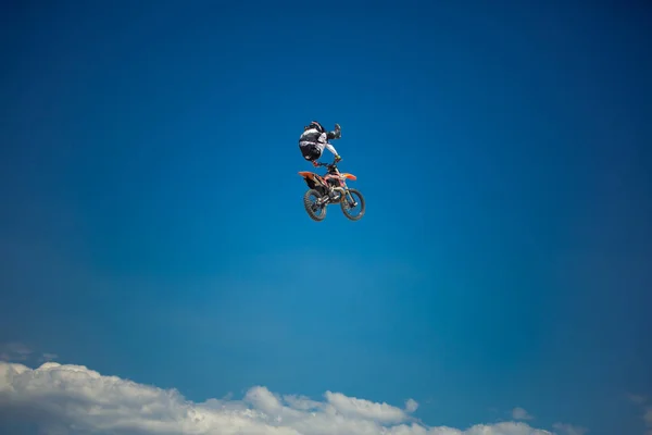 Odessa Ucrânia Agosto 2017 Piloto Profissional Fmx Freestyle Motocross Fazendo — Fotografia de Stock