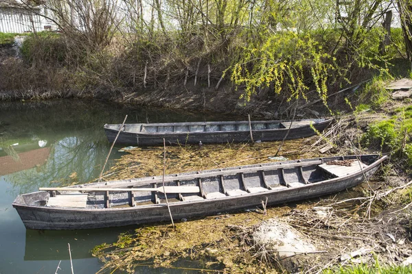Alte Holzboote Ufer Des Flusses — Stockfoto