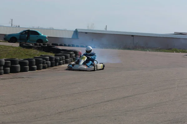 Odessa Ucrania Abril 2017 Campeonato Karting Pilotos Karts Casco Traje —  Fotos de Stock