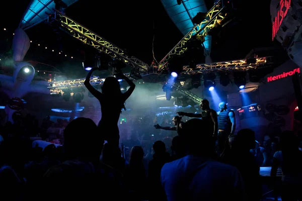 Οδησσός Ουκρανία Σεπτεμβρίου 2013 Νύχτα Club Κόμμα Άνθρωποι Απολαμβάνουν Μουσική — Φωτογραφία Αρχείου