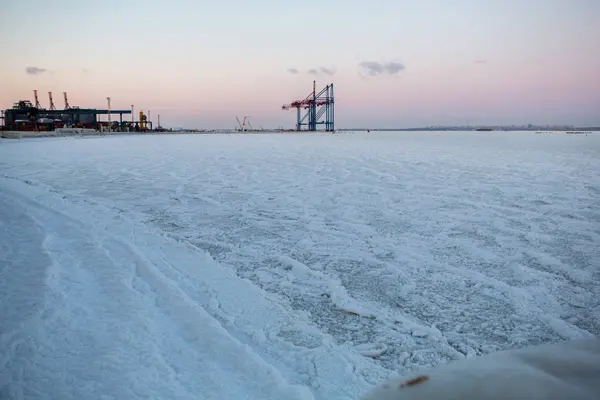 Vinter Naturkatastrof Isbildning Strandpromenaden Efter Vinterstorm — Stockfoto
