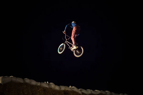 Odessa Ukraine August 2017 Unidentified Bmx Rider Making Night Bike — Stock Photo, Image