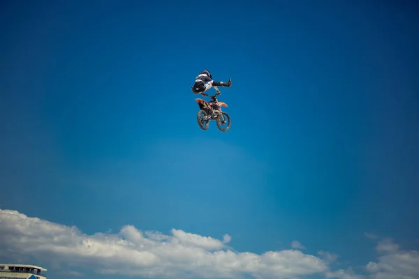 Odessa Ukrajna 2017 Augusztus Szakmai Lovas Fmx Freestyle Motocross Egy — Stock Fotó