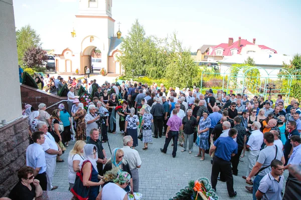 Odessa Ukraina August 2013 Slavonisk Begravelse Med Gravleggelse Avdøde Tempel – stockfoto