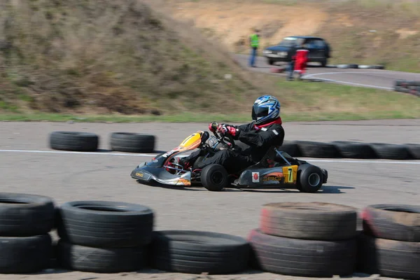 Odessa Ucrania Abril 2017 Campeonato Karting Pilotos Karts Casco Traje — Foto de Stock