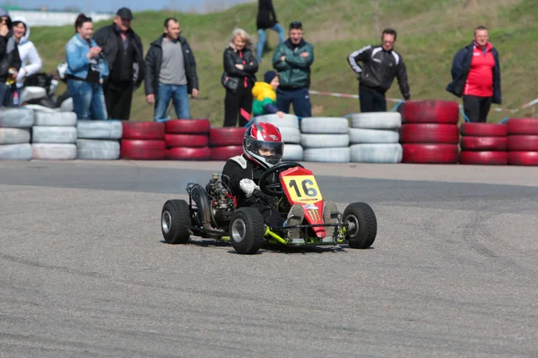 Odessa Ucrania Abril 2017 Campeonato Karting Niños Adolescentes Conductores Karts —  Fotos de Stock