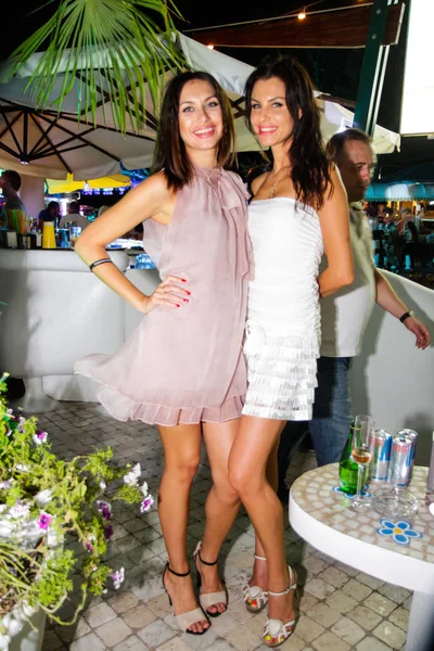 Odessa Ukraine Juni 2013 Ibiza Night Club Menschen Lächeln Und — Stockfoto