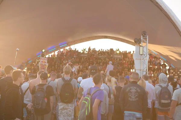 Одесса Украина Августа 2017 Года Вид Ликующей Толпы Рок Концерте — стоковое фото