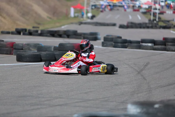 Odessa Ucrania Abril 2017 Campeonato Karting Niños Adolescentes Conductores Karts —  Fotos de Stock