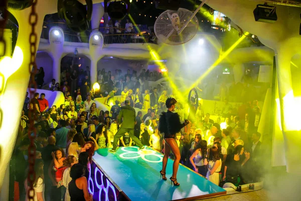 Odessa Ukrajna Május 2013 Night Club Party Emberek Élvezik Hang — Stock Fotó