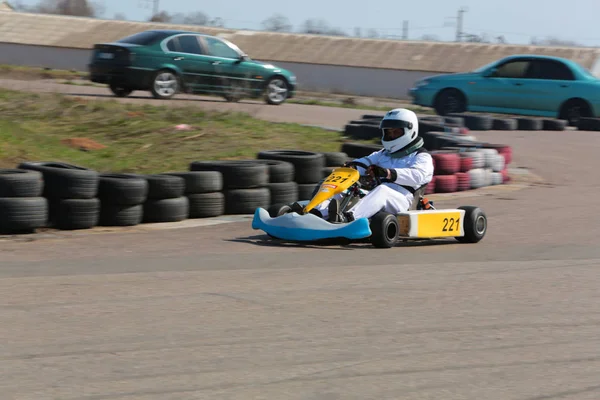 Odessa Ukraine April 2017 Kartmeisterschaft Kinder Jugendliche Und Erwachsene Kartfahrer — Stockfoto