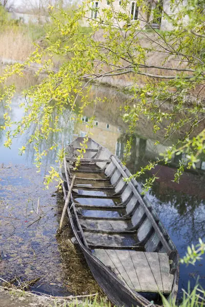 Altes Holzboot Ufer Des Flusses — Stockfoto