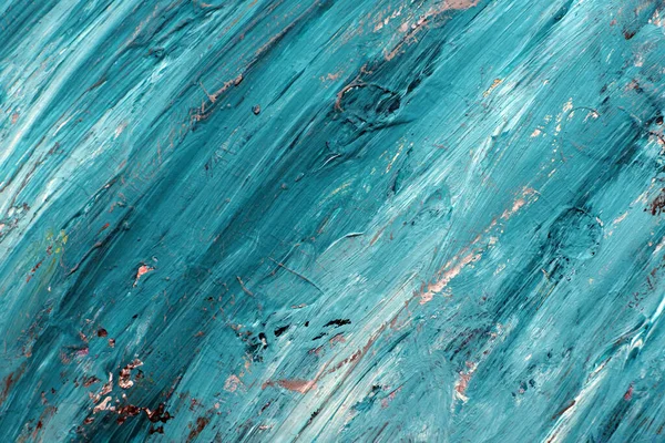 Kötü boyanmış yüzeyin mavimsi tonları. Boya lekeleri. Soluk mavi arkaplan.