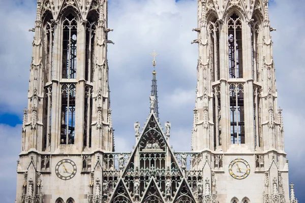 Vienna landmärke - Votivkirche Votivkyrkan — Stockfoto