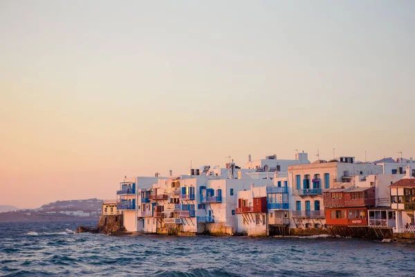 Pequeña Venecia la vista más popular en la isla de Mykonos —  Fotos de Stock