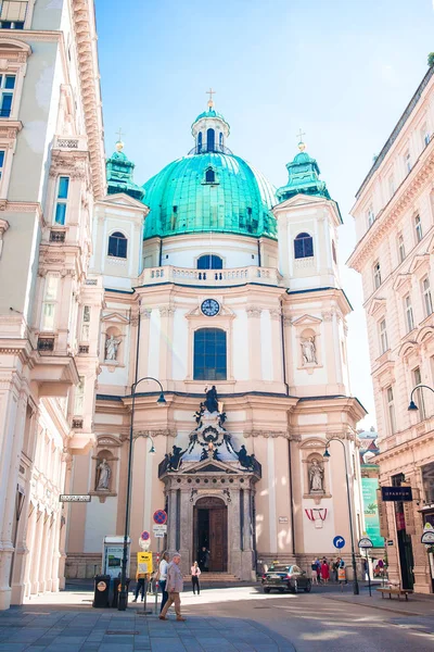 Prachtige St. Peters Kerk in Wenen, Oostenrijk — Stockfoto