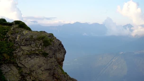 View of the mountains in the warm evening light — Stock Video