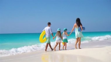 Aile beach tatil
