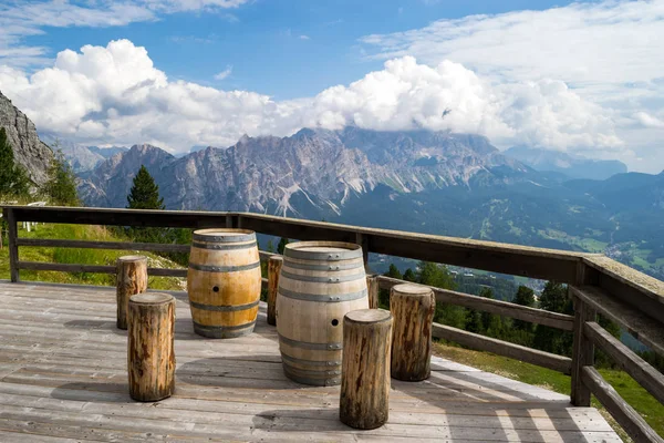 Rifugio Duca Aosta Wooden Barrels Tables Tourists Taking Break Italian — Stock Photo, Image