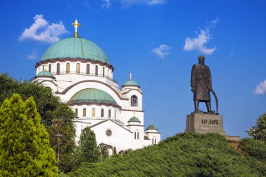 Karadjordje anıt ve Saint Sava Tapınağı Belgrad