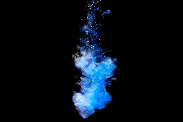 Uma Nuvem Tinta Azul Libertada Água Limpa Isolar Fundo Preto — Fotografia de Stock