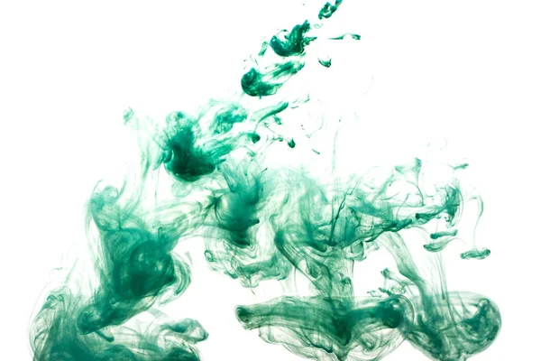 Ett Moln Grön Färg Släpps Klart Vatten Isolera Vit Bakgrund — Stockfoto