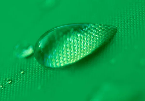 Detailní Záběr Kapky Vody Zeleném Pozadí — Stock fotografie