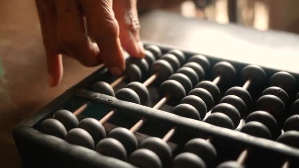 Close Senior Hand Using Chinese Abacus Old Antique Calculator Wooden — Stock Video