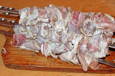 Barbekü domuz eti yanıyor