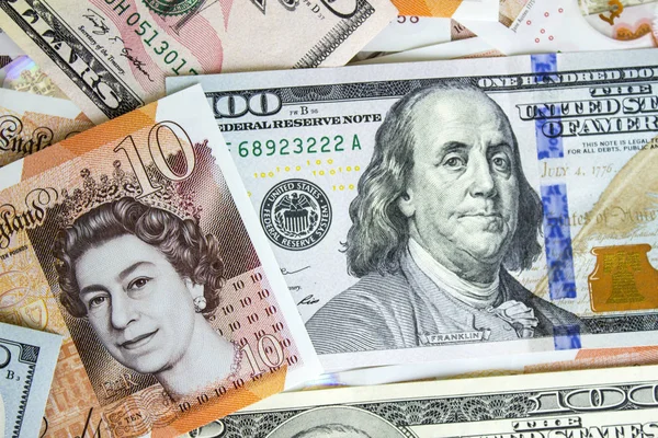 İngiliz Sterlini ve bize dolar
