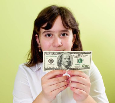 Sevinç ve para. Mutluluk para kavramı