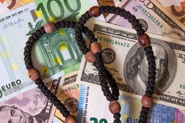 Church and money. Simony and corruption