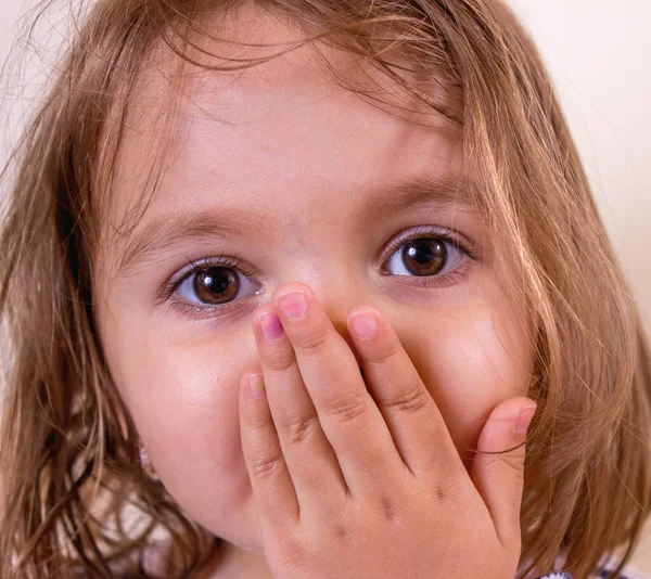 Niña Feliz Infancia Alegría — Foto de Stock