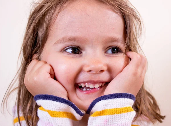 Niña Feliz Infancia Alegría — Foto de Stock