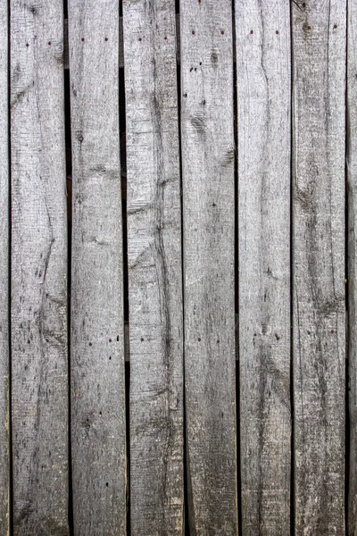 暗い色の古い灰色のフェンス — ストック写真