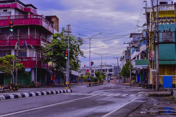 Şehirdeki trafik yolu