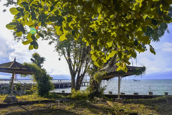  İskele ve park Bahçesi Beach