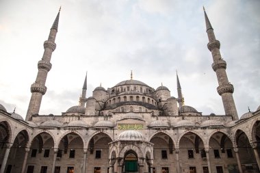 Sultan Ahmed Blue Mosque in Istanbul at sunset.