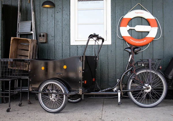 Rickshaw Bike Parked Front House Svaneke Bornholm — Stock Photo, Image