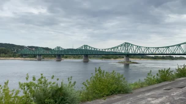 Wloclawek Polonya Daki Vistula Nehri Üzerindeki Köprü — Stok video