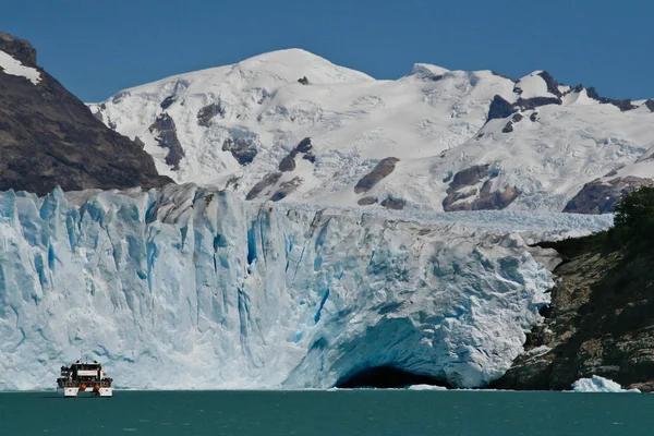 Buzul El Calafate, Patagonia, Arjantin Perito Moreno, tekne — Stok fotoğraf