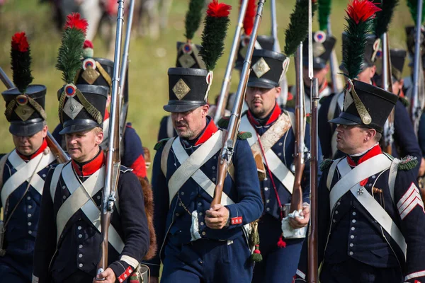 Borodino village, moskau region russland - 02.09.2018: die rekonstruktion der schlacht von borodino im jahr 1812 zwischen russischen und französischen kräften. — Stockfoto