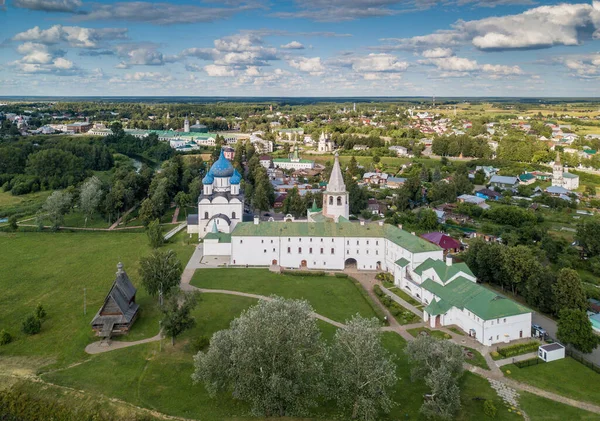 Η αρχαία πόλη Suzdal. Θέα από το καμπαναριό του Σεβάσμιου. Χρυσό δαχτυλίδι της Ρωσίας. Περιφέρεια Vladimir. Royalty Free Φωτογραφίες Αρχείου